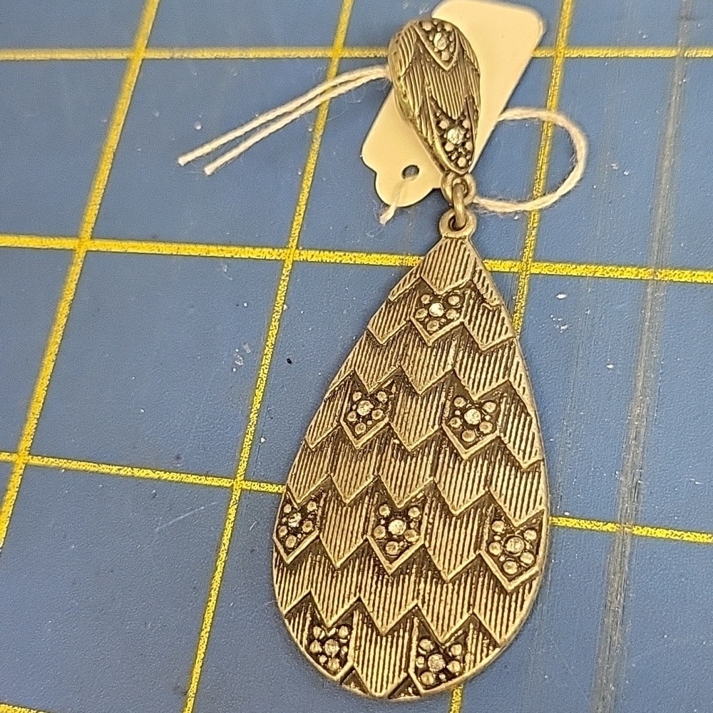 Tear Drop Pewter Silver Tone Faux 2 1/2" Charm Pendant